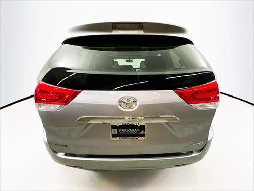 2011 Toyota Sienna Limited