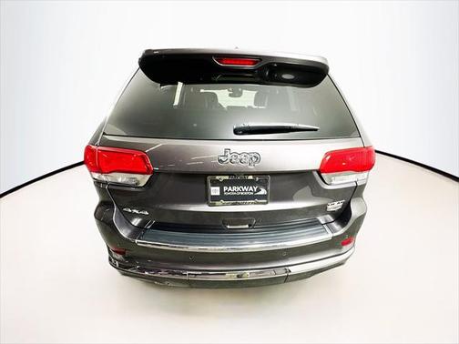 2017 Jeep Grand Cherokee Summit