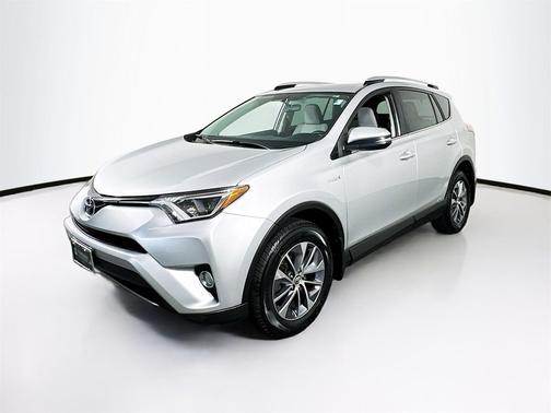 2016 Toyota RAV4 Hybrid XLE