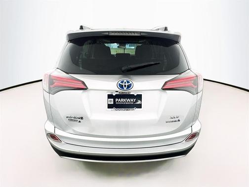 2016 Toyota RAV4 Hybrid XLE