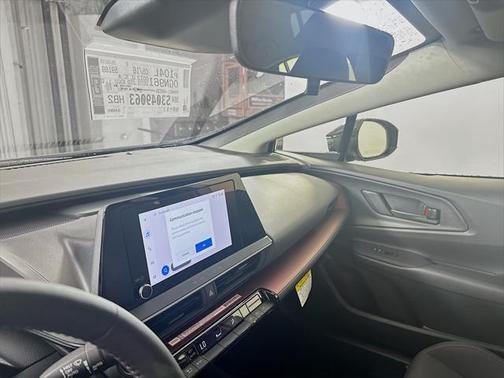 2025 Toyota Prius L