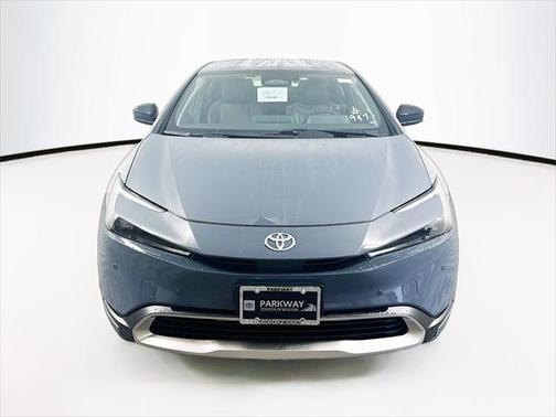 2025 Toyota Prius L