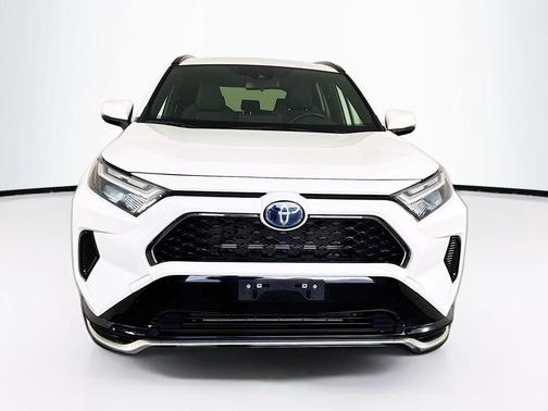 Ice 2023 Toyota RAV4 Prime SE