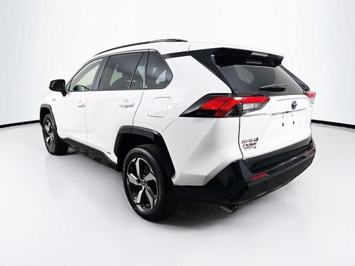 Ice 2023 Toyota RAV4 Prime SE