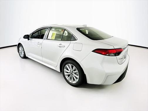 2025 Toyota Corolla Hybrid XLE