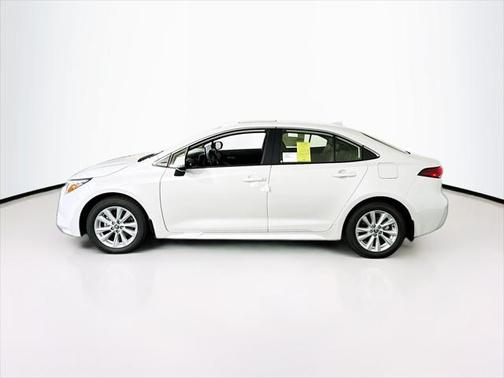 2025 Toyota Corolla Hybrid XLE