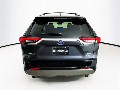 2024 Toyota RAV4 Hybrid SE