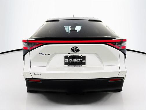 2025 Toyota bZ4X XLE