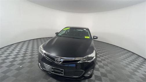 Photo 3 of 29 of 2015 Toyota Avalon XLE Touring