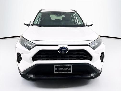 2020 Toyota RAV4 Hybrid LE