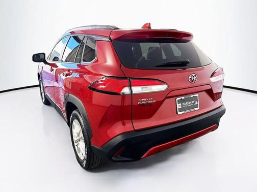 Barcelona Red Metallic 2022 Toyota Corolla Cross LE