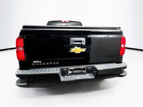 2018 Chevrolet Silverado 1500 Custom