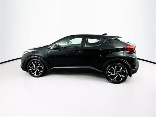 2021 Toyota C-HR XLE