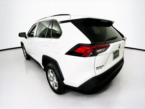 2019 Toyota RAV4 Hybrid XLE