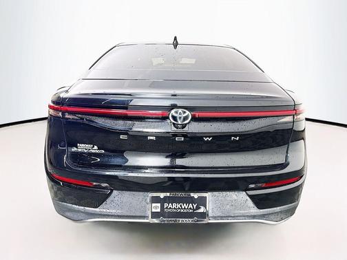 Black 2024 Toyota Crown XLE
