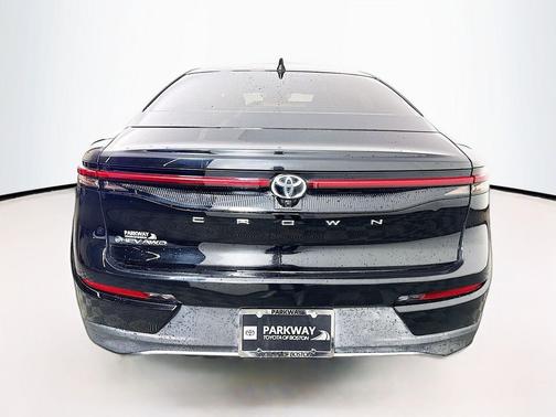 Black 2024 Toyota Crown XLE