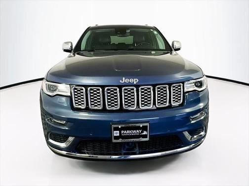 2020 Jeep Grand Cherokee Summit