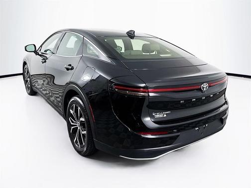 2024 Toyota Crown XLE