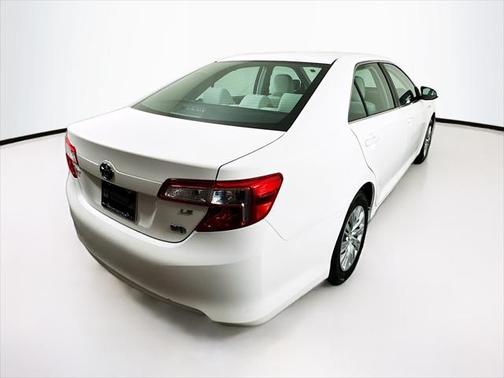 2012 Toyota Camry Hybrid LE
