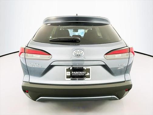 2025 Toyota Corolla Cross XLE