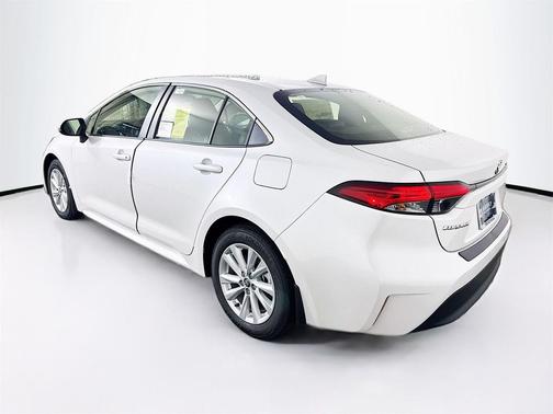 2026 Toyota Corolla Hybrid XLE