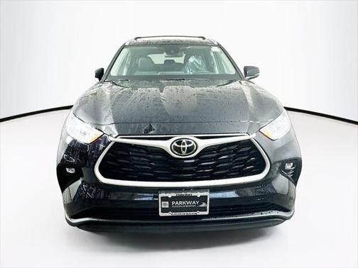 2025 Toyota Highlander XLE