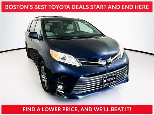 2020 Toyota Sienna XLE