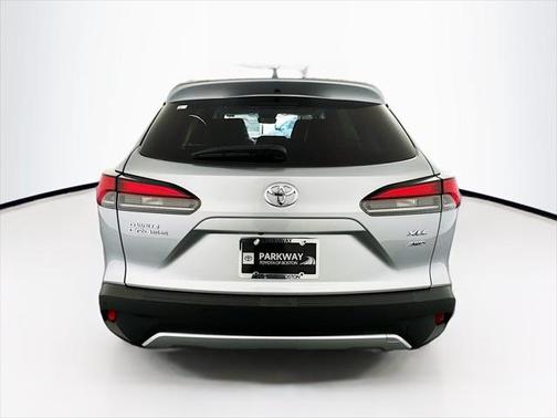 2025 Toyota Corolla Cross XLE