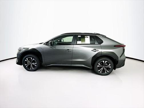 2025 Toyota bZ4X XLE