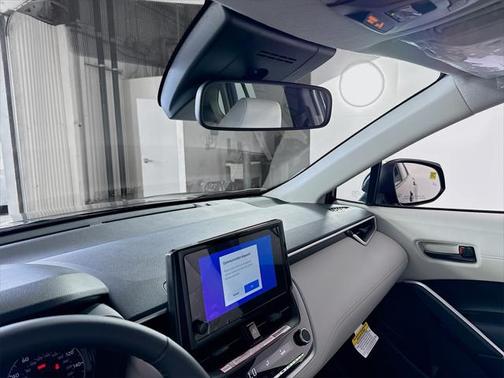 2025 Toyota Corolla Cross LE