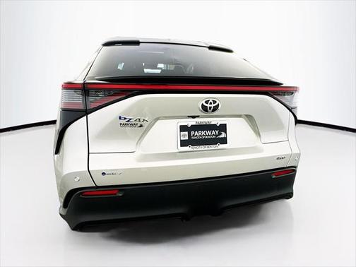 2025 Toyota bZ4X XLE