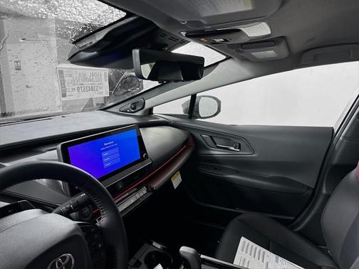 2025 Toyota Prius L