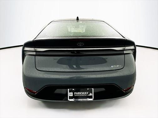 2025 Toyota Prius L
