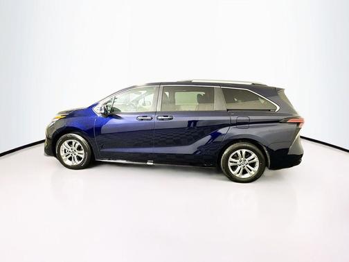 Blueprint 2023 Toyota Sienna Platinum 7 Passenger