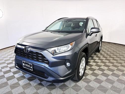 Magnetic Gray Metallic 2019 Toyota RAV4 XLE