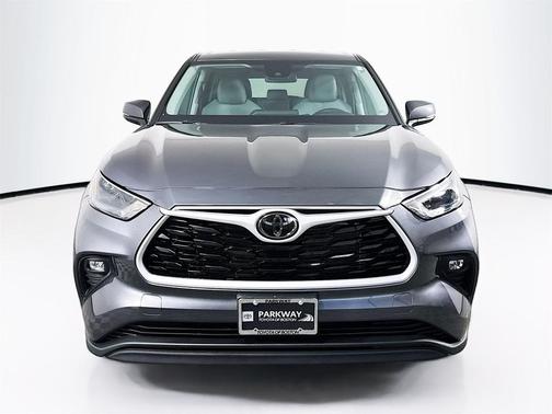 2025 Toyota Highlander LE