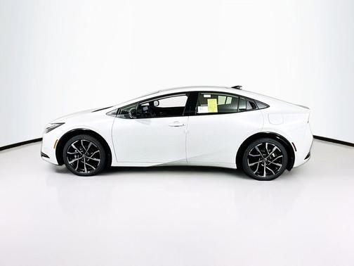 Pearl 2025 Toyota Prius Plug-In Hybrid XSE Premium