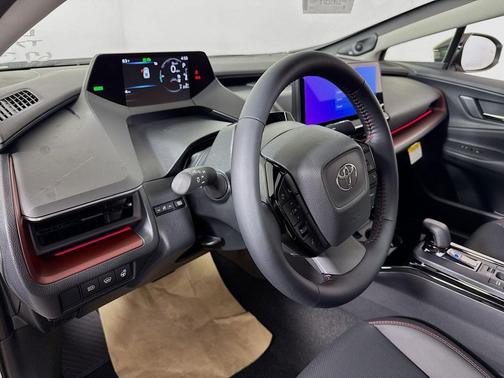 Pearl 2025 Toyota Prius Plug-In Hybrid XSE Premium