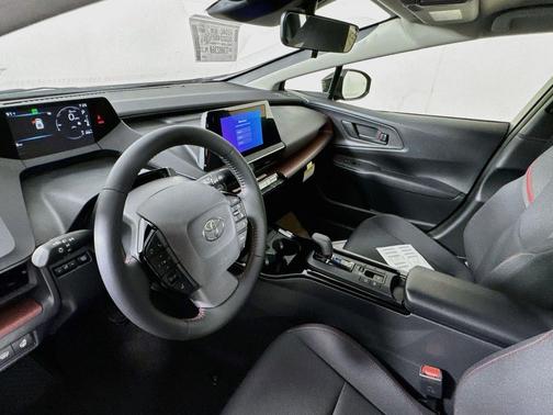 Midnight Black Metallic 2026 Toyota Prius Plug-In Hybrid SE