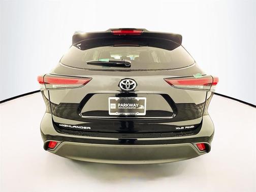 2026 Toyota Highlander XLE