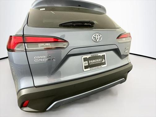 2025 Toyota Corolla Cross XLE