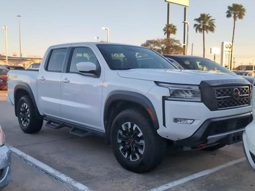 2024 Nissan Frontier PRO-4X