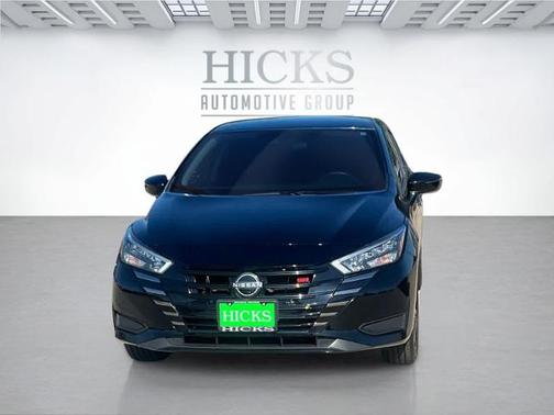 2024 Nissan Versa 1.6 SR