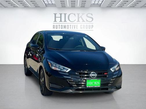 2024 Nissan Versa 1.6 SR