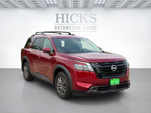 Scarlet Ember 2024 Nissan Pathfinder SV