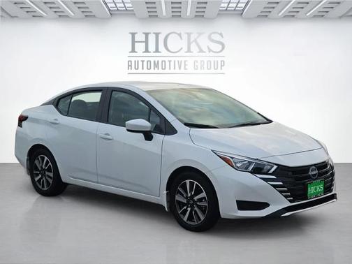2024 Nissan Versa 1.6 SV