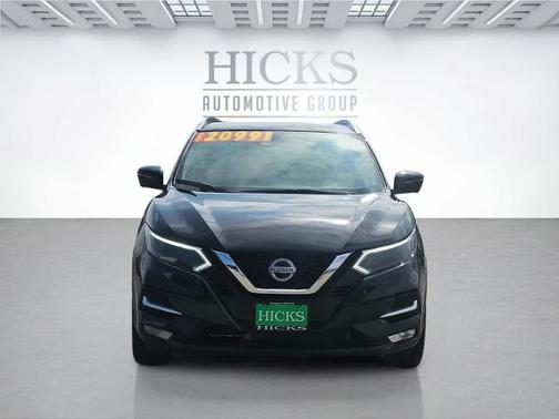 2022 Nissan Rogue Sport SL