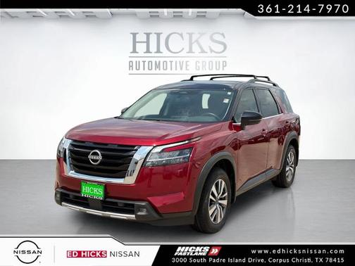 2022 Nissan Pathfinder SL