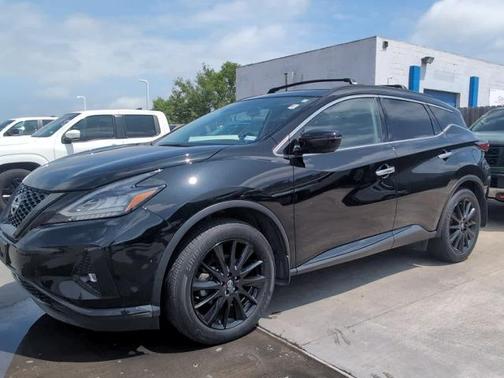 Black 2024 Nissan Murano SV