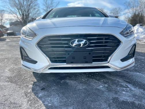 2018 Hyundai SONATA SE
